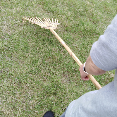Lekki bambusowy grabie do trawy ogrodowej Szybki montaż Grabie do liści 32 cm